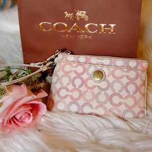 Coach Corner Zipped Wristlet